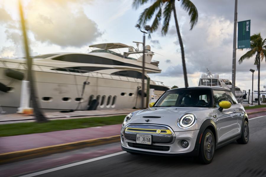  Mini Cooper SE (F56) 2020 года  (NA) (фото 84 из 342)
